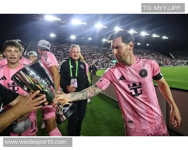 迈阿密国际计划引进33岁门将埃雷拉交易将在美职联总决赛后进行 迈阿密国际计划引进33岁门将埃雷拉交易将在美职联总决赛后进行