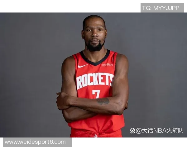 火箭球员申京关键时刻表现出色杜兰特紧随其后展现高效得分能力