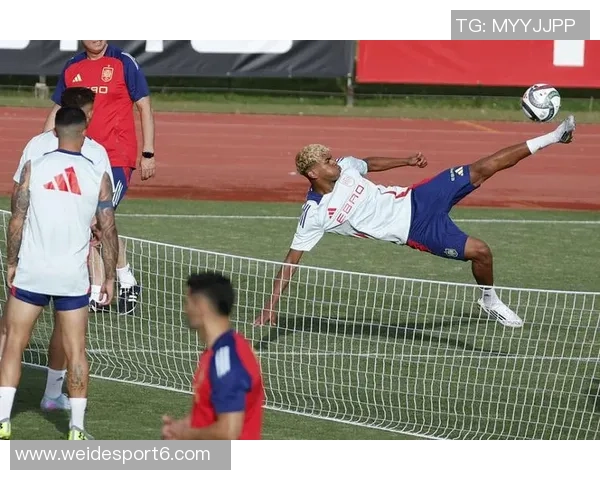 奇妙缘分重现巴黎小将恩贾恩图与亚马尔曾在U10赛场相遇 奇妙缘分重现巴黎小将恩贾恩图与亚马尔曾在U10赛场相遇